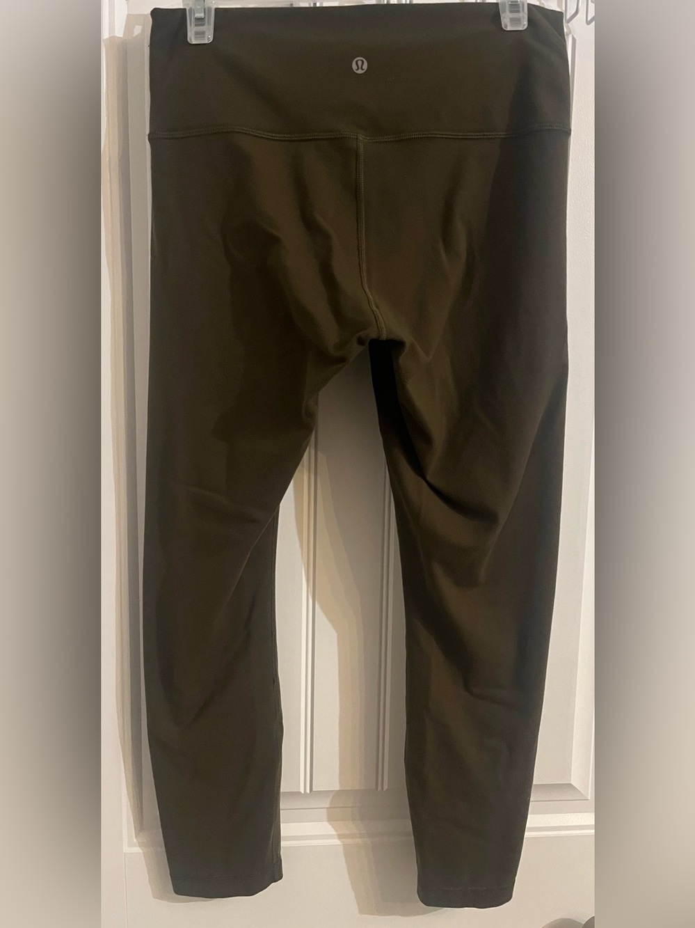 Lululemon Wunder Under Leggings - Olive Green - Size 10